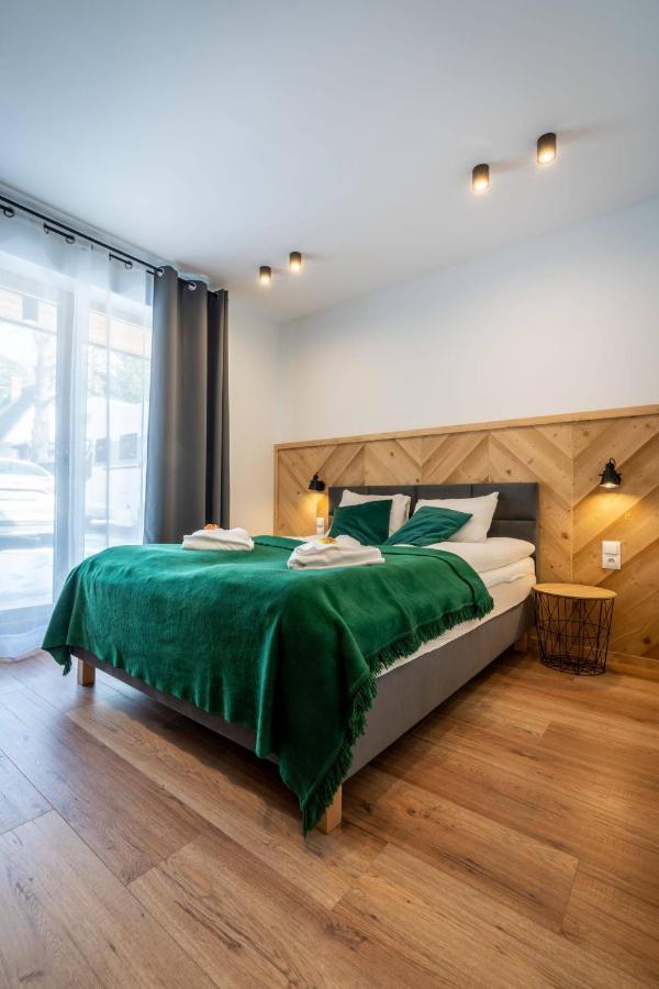 Deluxe Apartment 2 bedrooms balcony