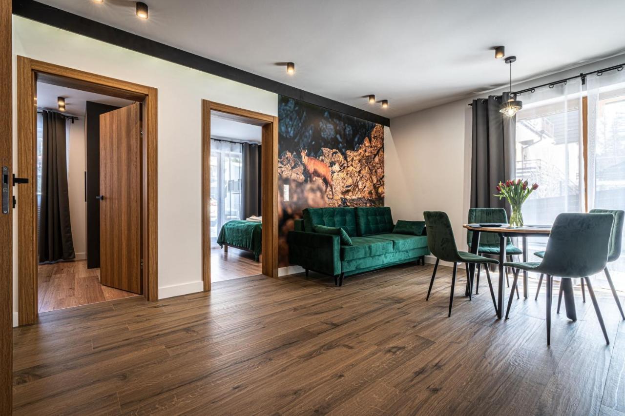 Deluxe Apartment 2 bedrooms balcony