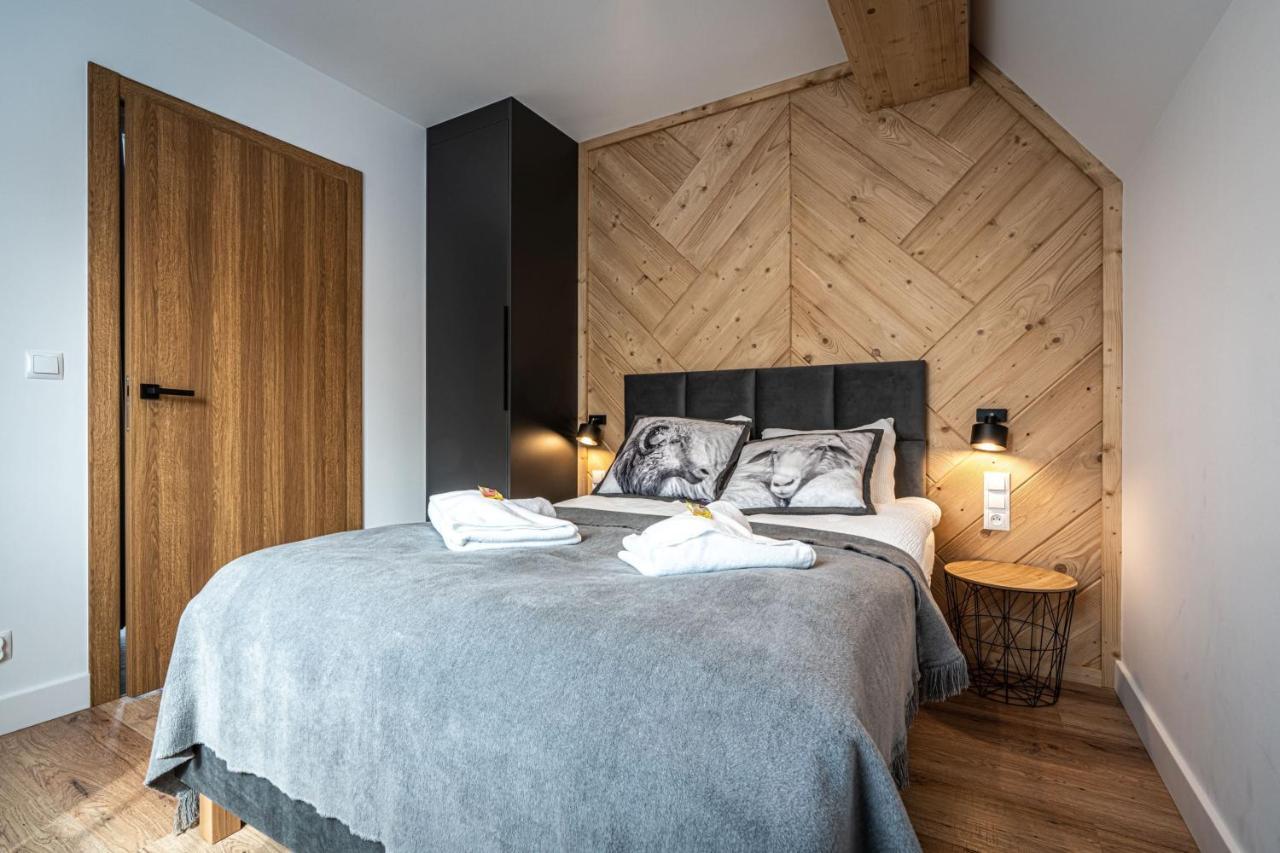 Deluxe Apartment 2 bedrooms balcony