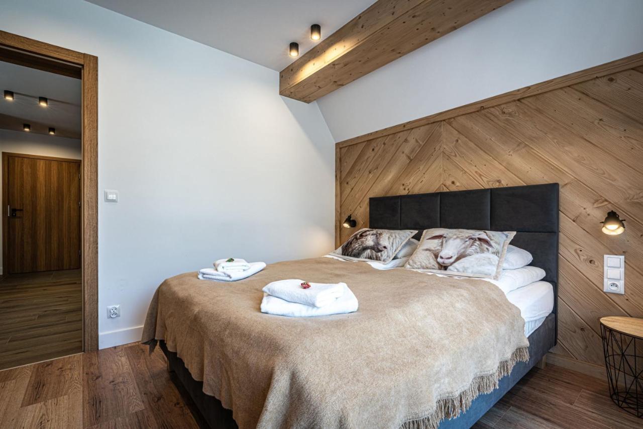 Deluxe Apartment 2 bedrooms balcony