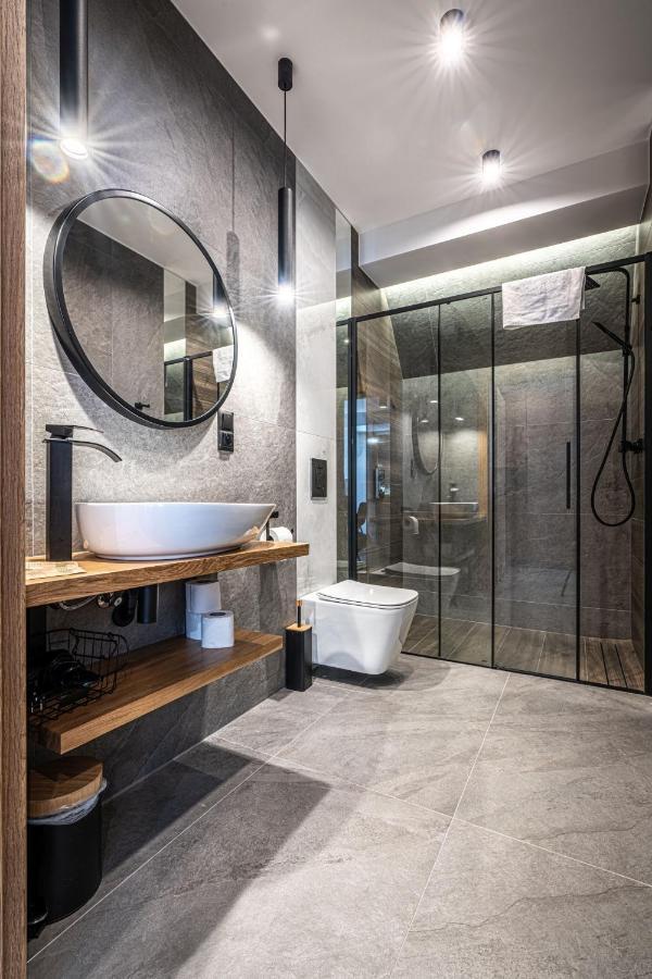 Deluxe Apartment 2 bedrooms balcony
