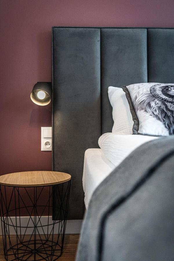 Deluxe Apartment 2 bedrooms balcony