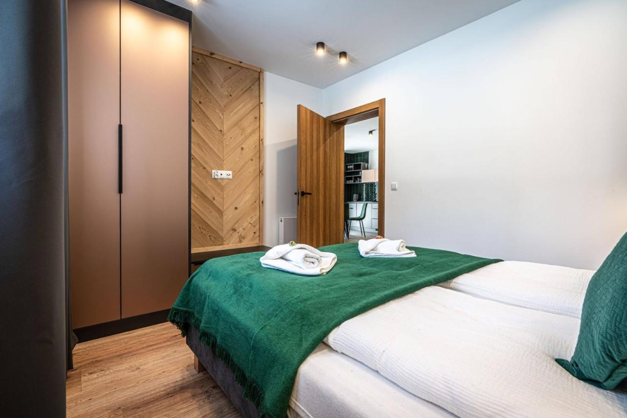Deluxe Apartment 2 bedrooms balcony
