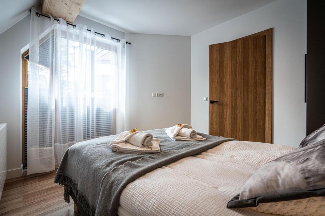 Deluxe Apartment 2 bedrooms balcony