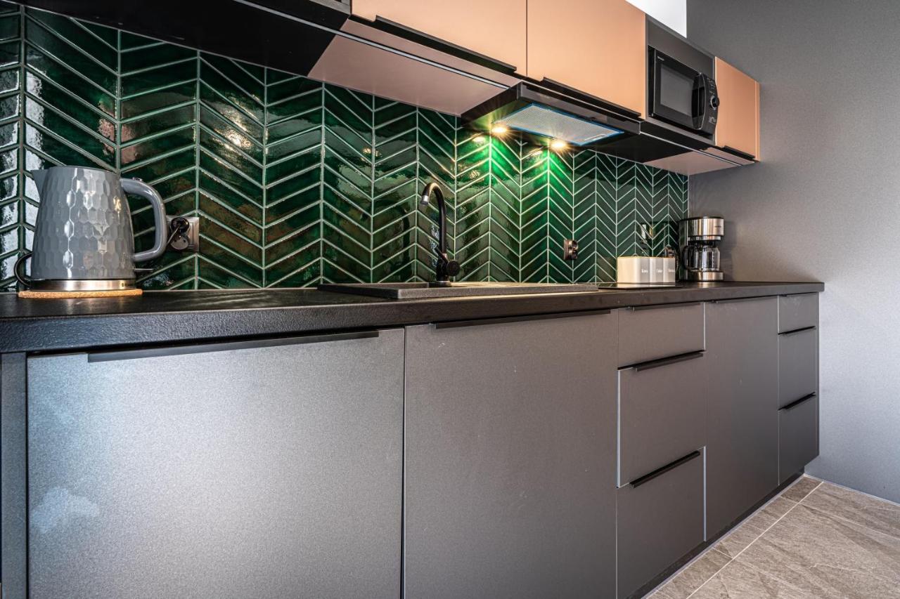 Deluxe Apartment 2 bedrooms balcony
